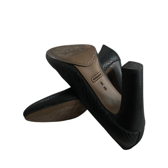 Coach Snakeskin Pattern Leather Heels Black Women Size 6B - Picture 6 of 9